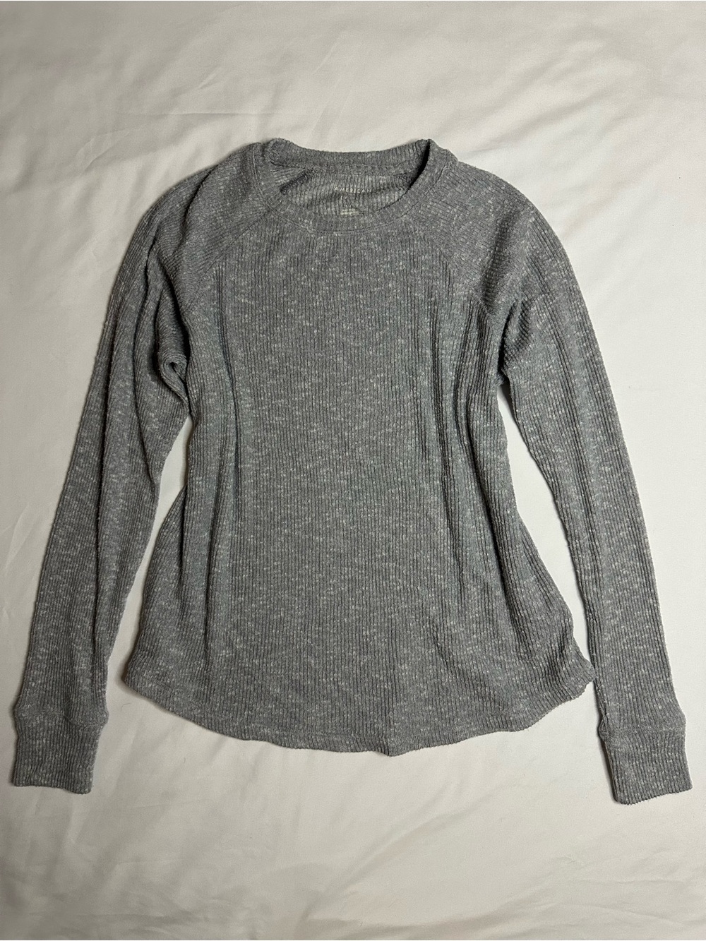 American Eagle Outfitters gray ribbed soft long sleeve top